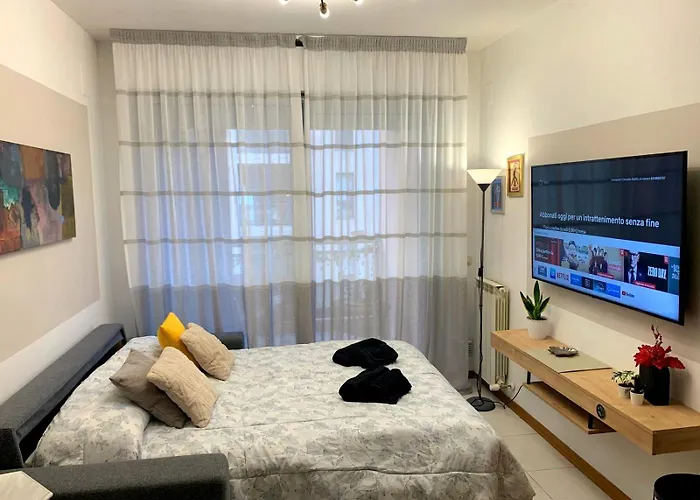 House 105 Apartament *