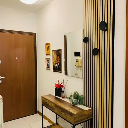 House 105 דירה *